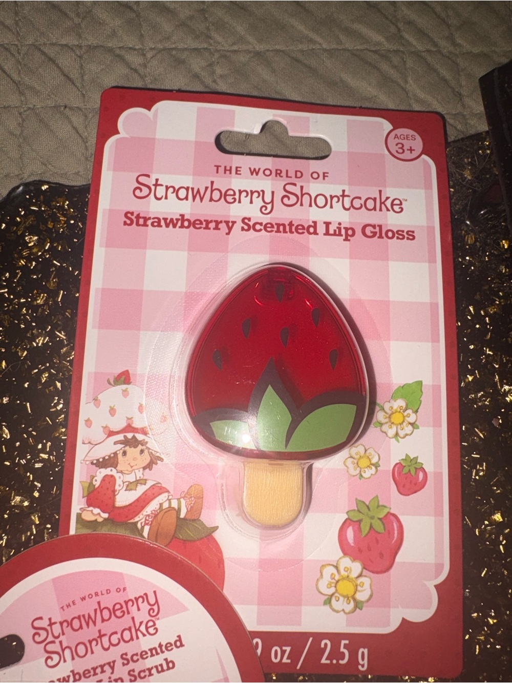 Strawberry Shortcake Strawberry Scented Sugar Lip Scrub - Pink - Picture 2 of 4